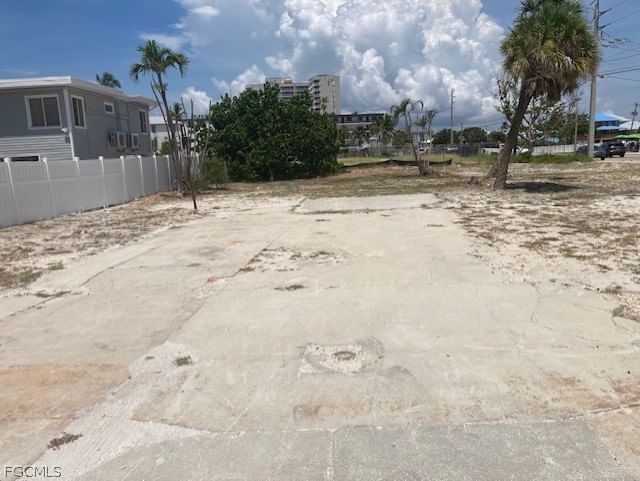 81 Mango Street, Fort Myers Beach, FL 33931 photo 5