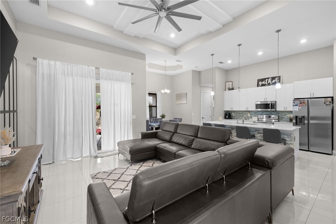 2605 30th Street SW, Lehigh Acres, FL 33976 photo 2