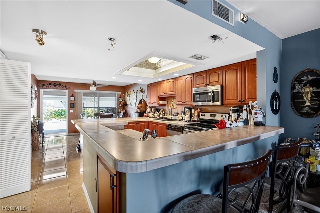 123 SW 47th Terrace #102, Cape Coral, FL 33914 photo 5
