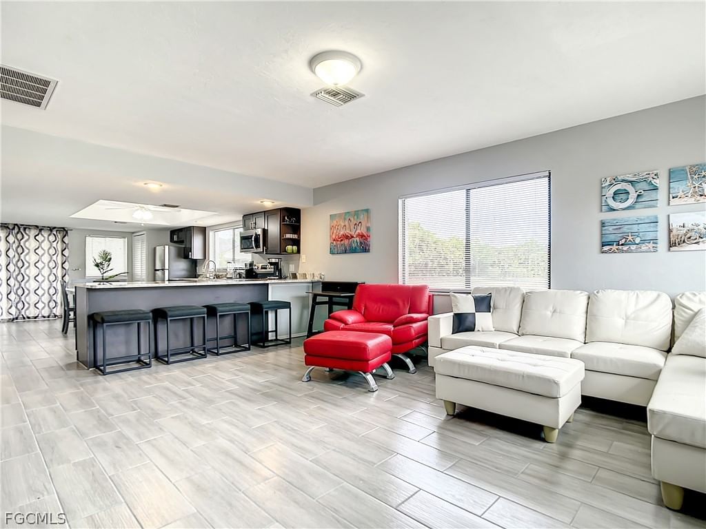 4928/5000 SW 16th Place, Cape Coral, FL 33914 photo 4