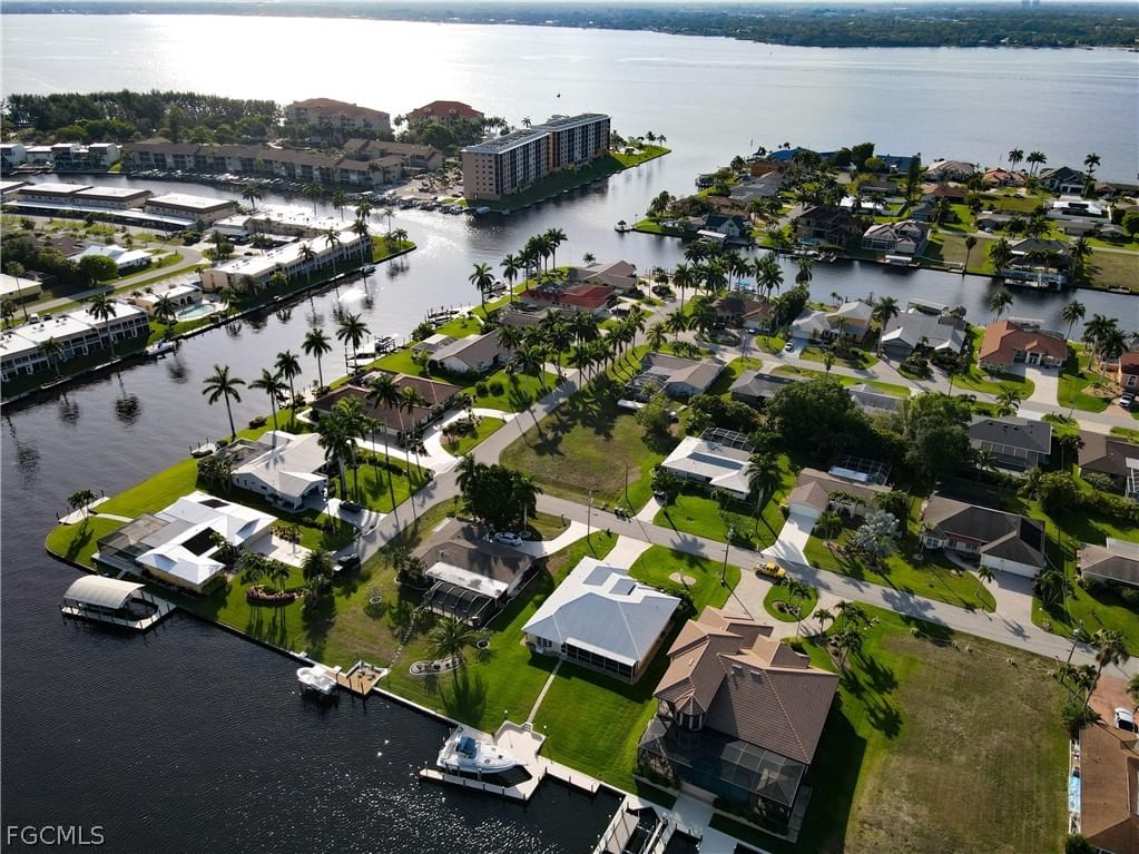 4403 SE 19th Avenue, Cape Coral, FL 33904 photo 3