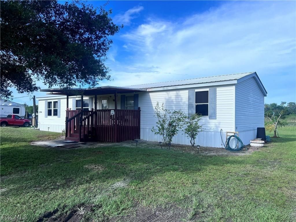 3704 Dustin Drive, Labelle, FL 33935 photo 3