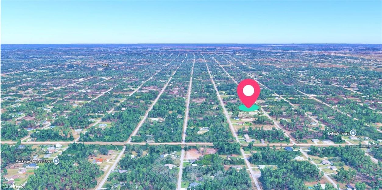 907 Johns Avenue, Lehigh Acres, FL 33972 photo 2