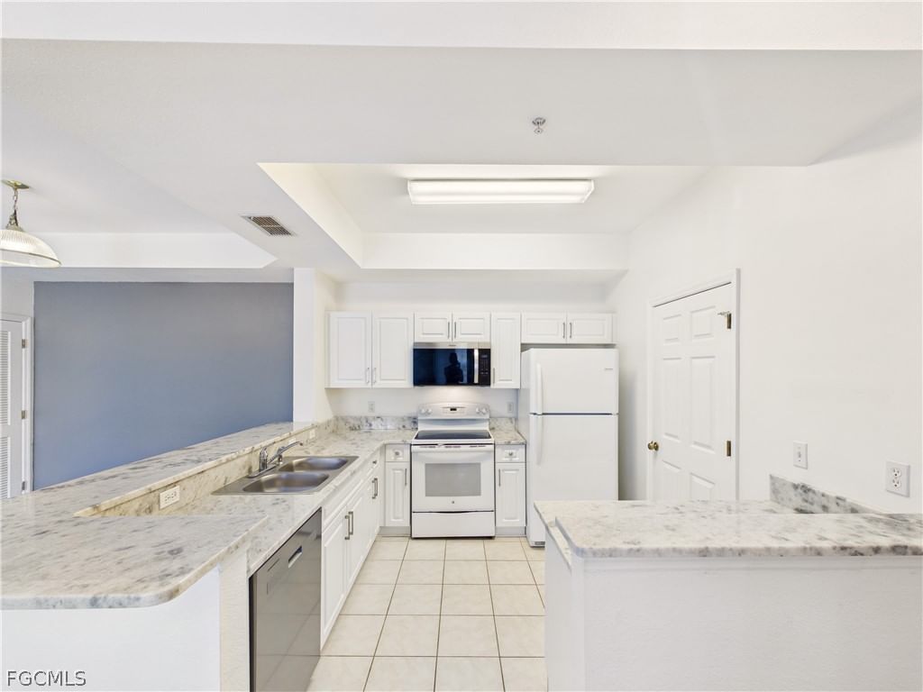 9015 Colby Drive #2012, Fort Myers, FL 33919 photo 4