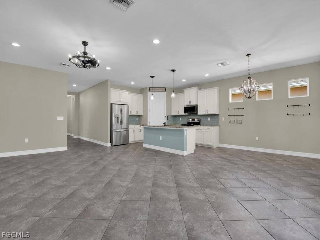 4211 Dutchess Park Road, Fort Myers, FL 33916 photo 3
