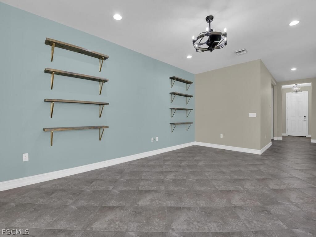 4211 Dutchess Park Road, Fort Myers, FL 33916 photo 4