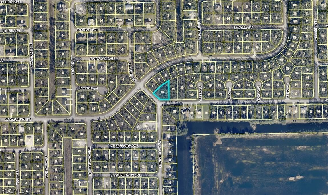 232 Ocean Park Drive, Lehigh Acres, FL 33972 photo 2