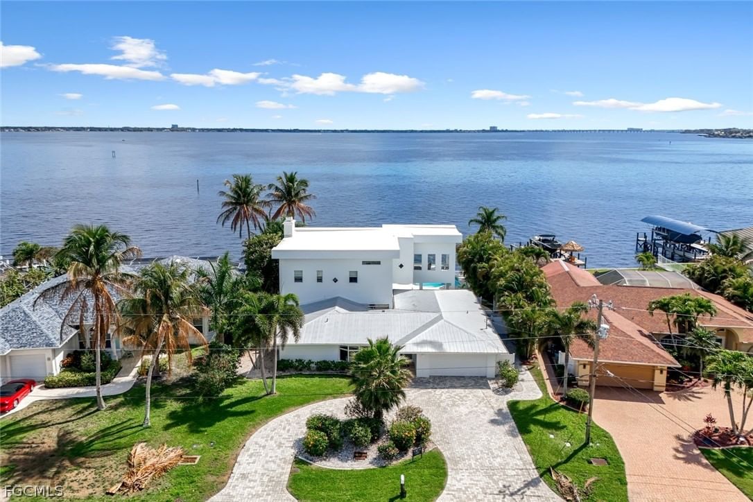 2302 SE 28th Street, Cape Coral, FL 33904 photo 5