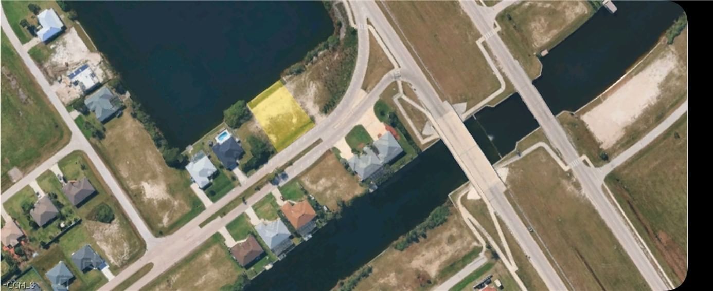 3020 Diplomat Parkway W, Cape Coral, FL 33993 photo 3