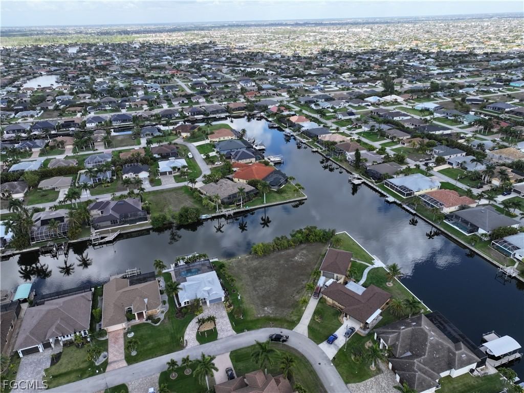 2801 SW 34th Terrace, Cape Coral, FL 33914 photo 3