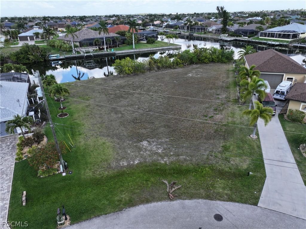 2801 SW 34th Terrace, Cape Coral, FL 33914 photo 5