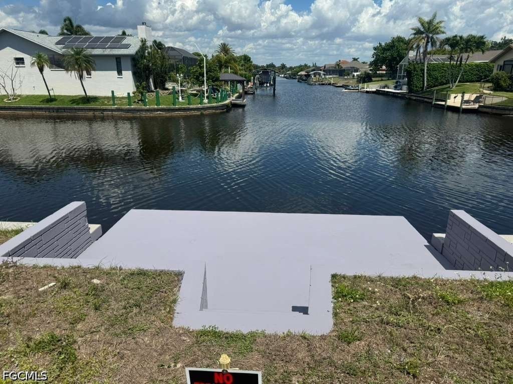 1025 SE 20th Avenue, Cape Coral, FL 33990 photo 2