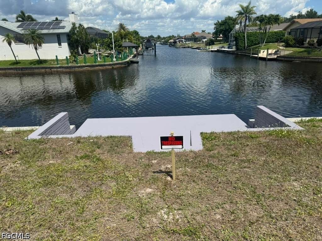 1025 SE 20th Avenue, Cape Coral, FL 33990 photo 3
