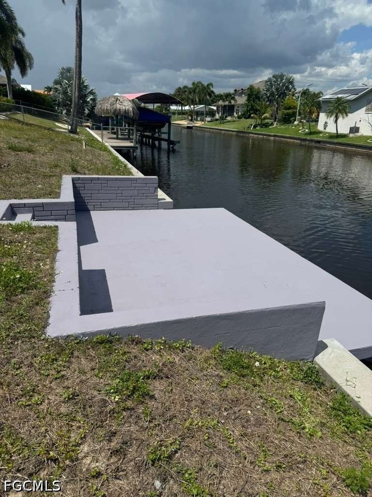 1025 SE 20th Avenue, Cape Coral, FL 33990 photo 4