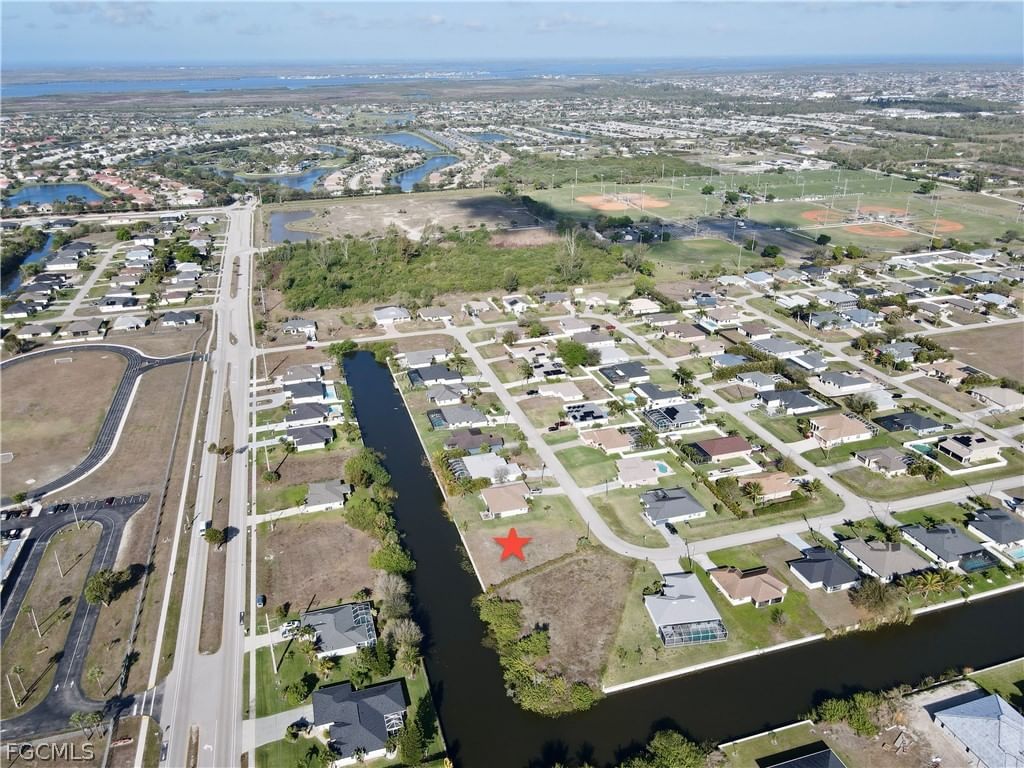 2102 SW 15 Terrace, Cape Coral, FL 33991 photo 3