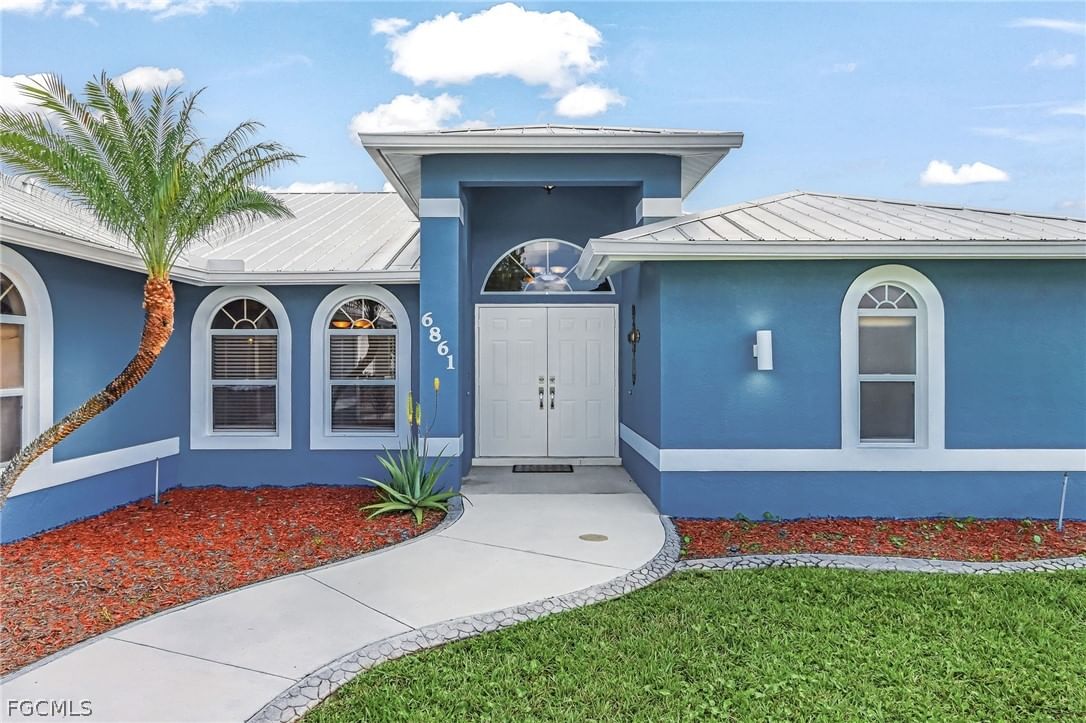 6861 Cadet Avenue, Fort Myers, FL 33905 photo 3