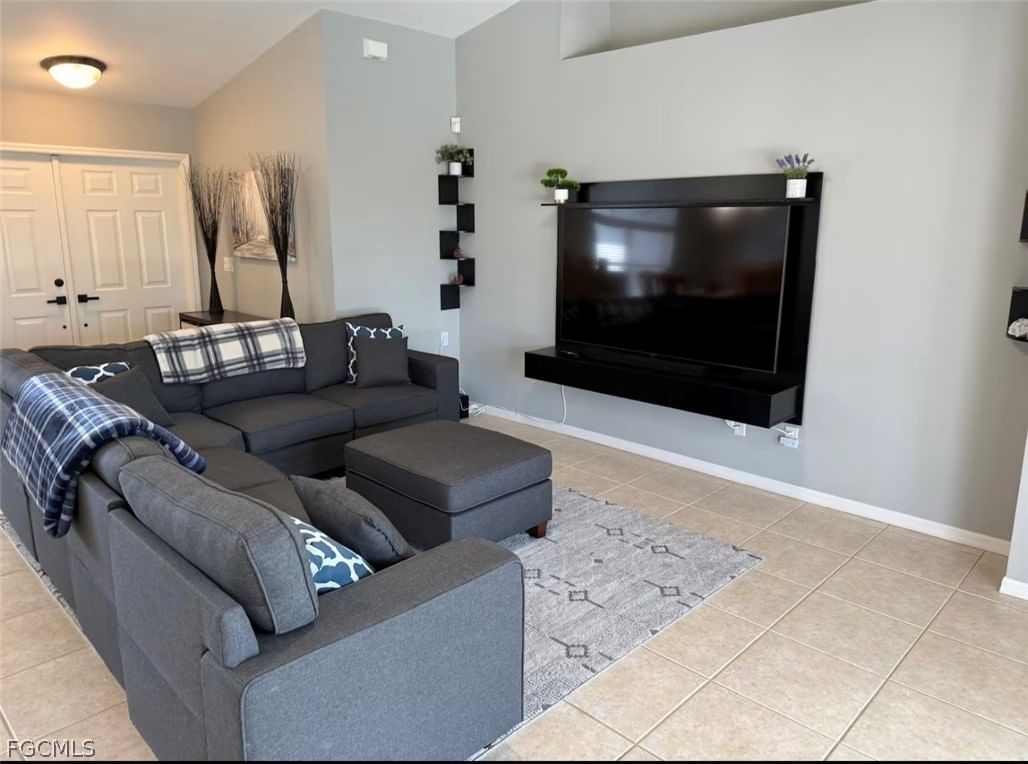 1804 NW 20th Place, Cape Coral, FL 33993 photo 4