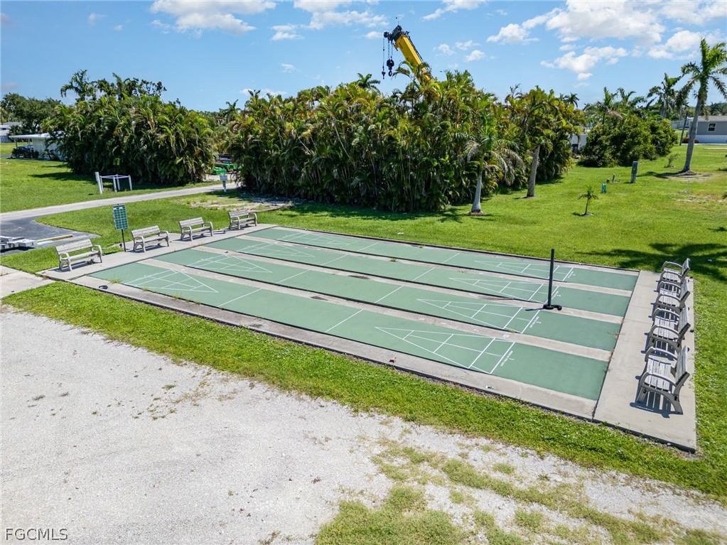 27 Cottonwood Drive, Fort Myers, FL 33908 photo 5