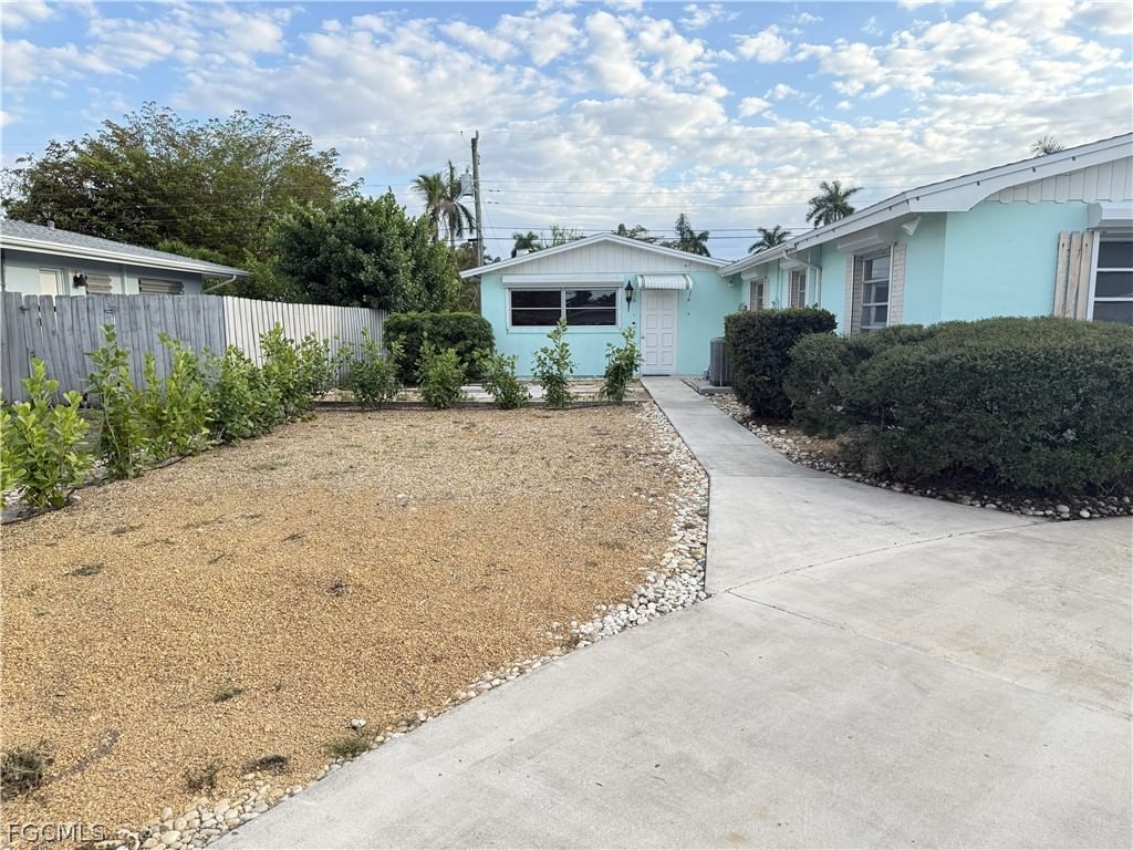 1534 Ricardo Avenue, Fort Myers, FL 33901 photo 3