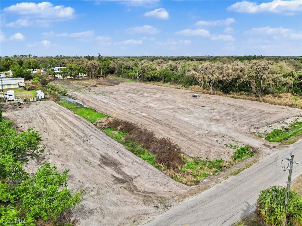 1097 Marshall Field Road, Labelle, FL 33935 photo 2