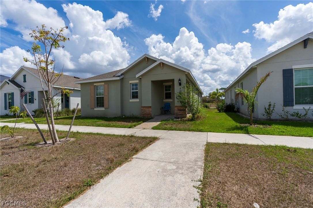 802 Friendship Circle, Labelle, FL 33935 photo 3