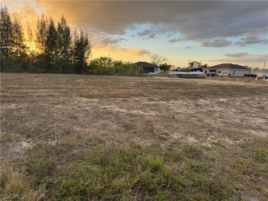 1020 NE 1 Place, Cape Coral, FL 33909 photo 3