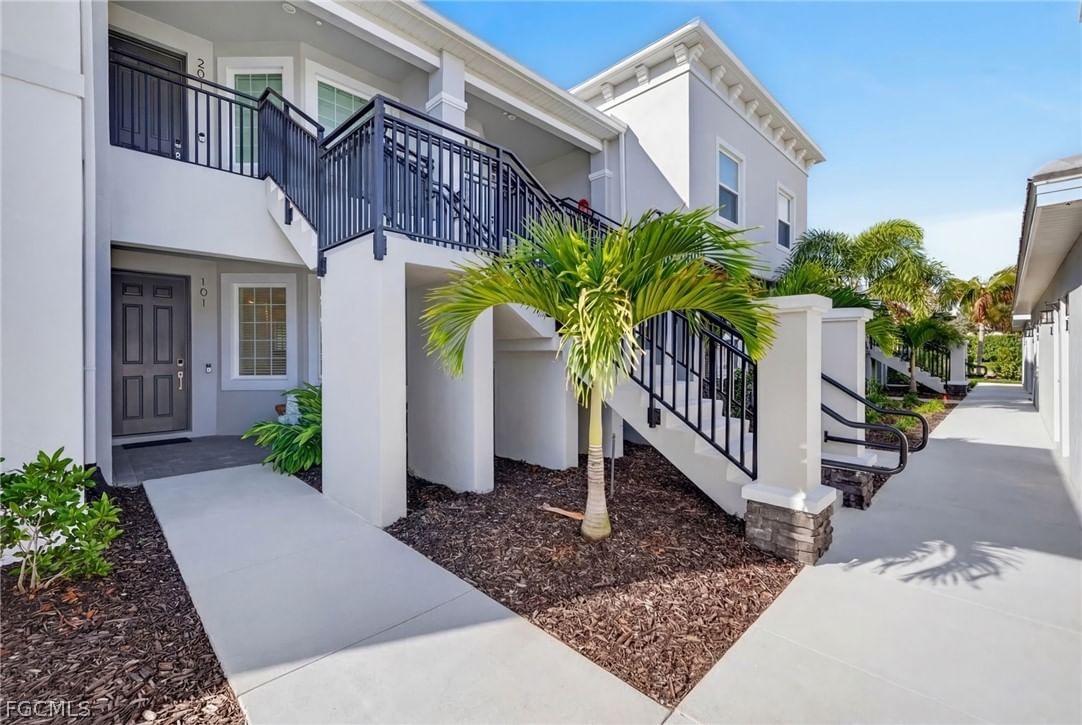 11751 Venetian Lagoon Drive #101, Fort Myers, FL 33913 photo 2