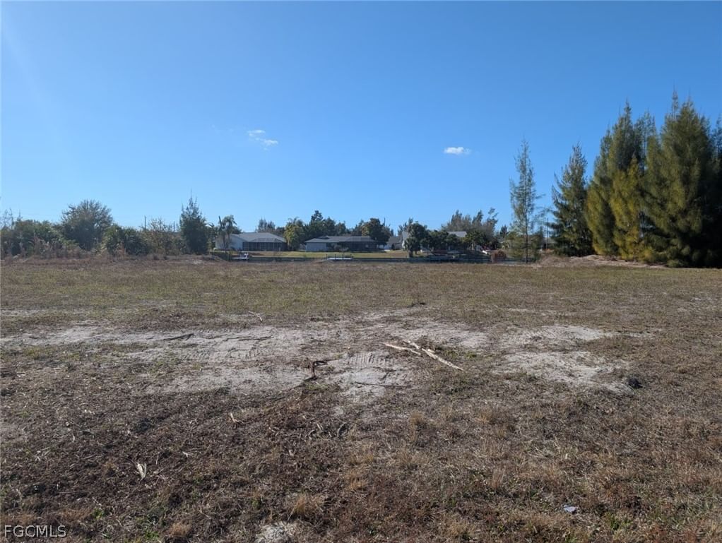 302 SW 21st Avenue, Cape Coral, FL 33991 photo 5