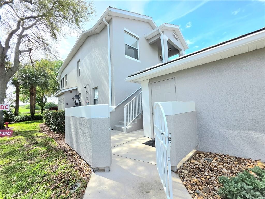 12070 Summergate Circle #201, Fort Myers, FL 33913 photo 3