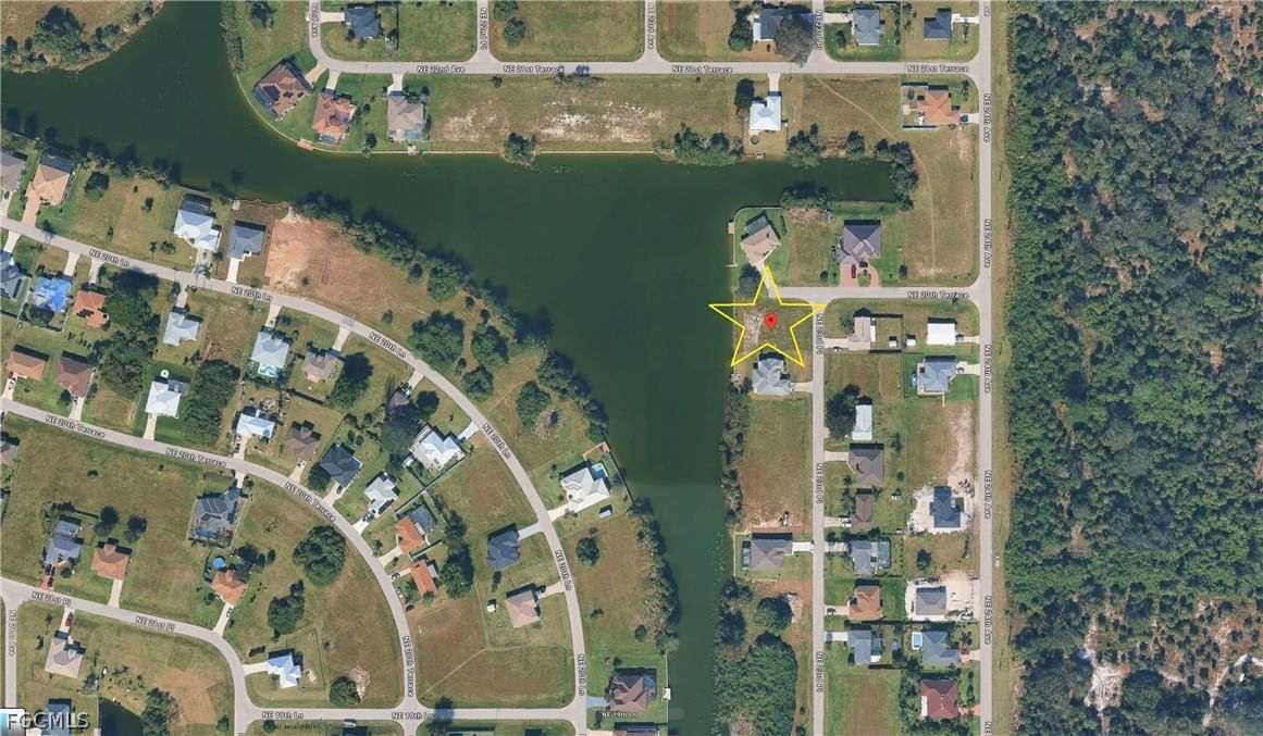 2010 NE 23rd Place, Cape Coral, FL 33909 photo 2