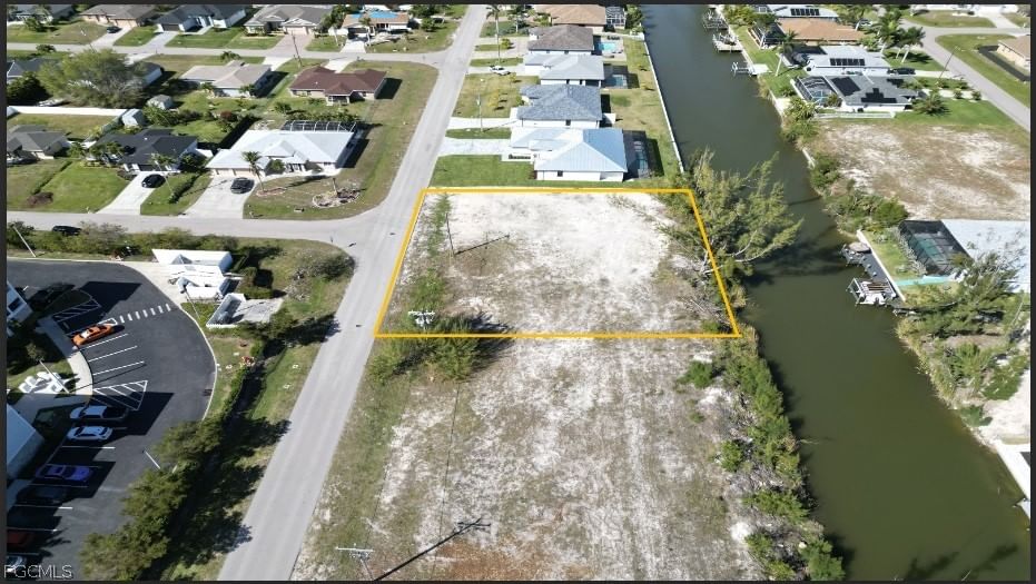 2247 SW 17th Place, Cape Coral, FL 33991 photo 3
