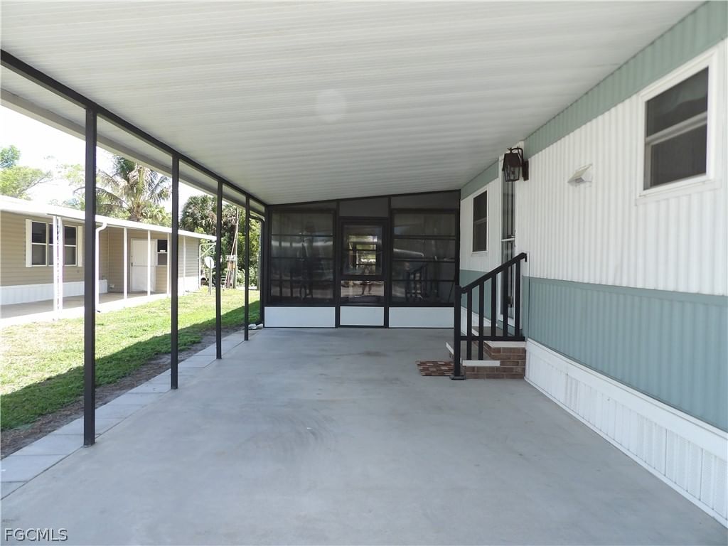 113 Lantern Lane, North Fort Myers, FL 33917 photo 2
