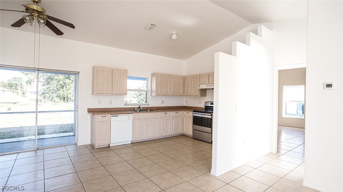 2419 NE 23rd Avenue, Cape Coral, FL 33909 photo 5
