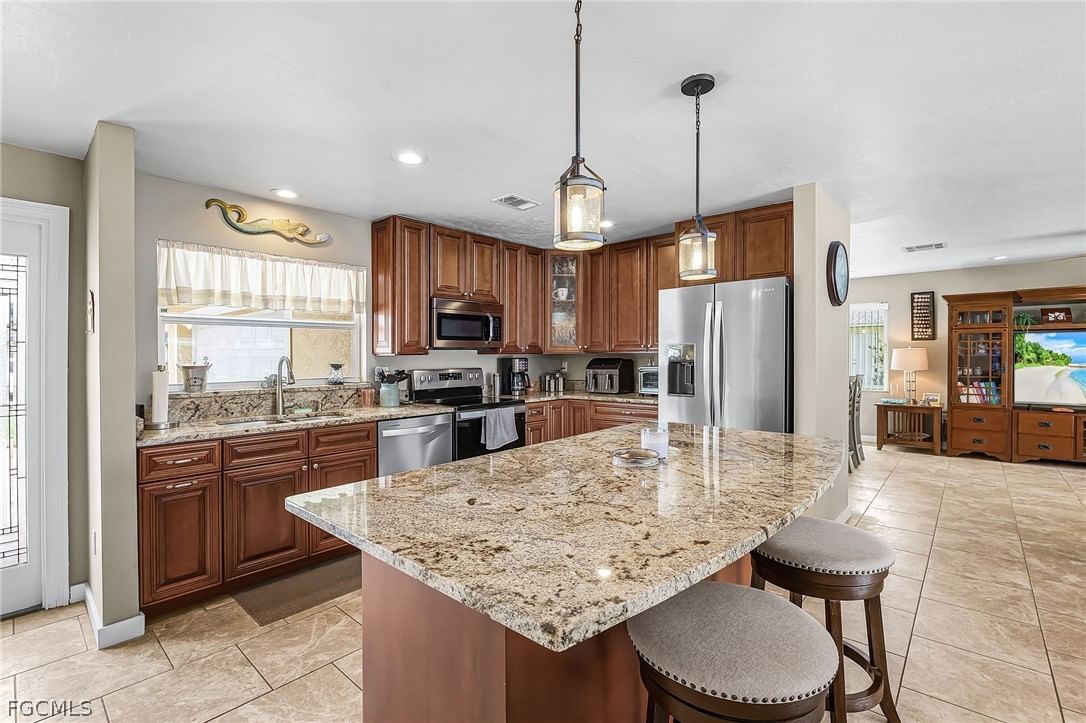 4814 SW 1st Court, Cape Coral, FL 33914 photo 5
