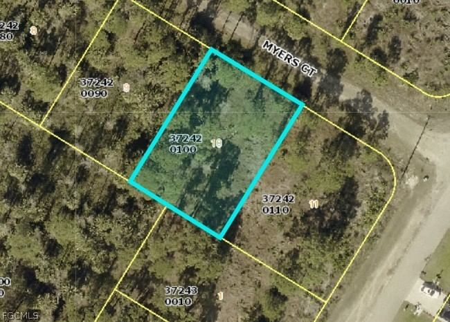 603 Myers Court, Lehigh Acres, FL 33972 photo 2