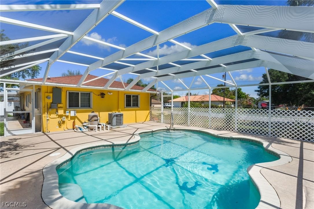 2803 W Cypress Avenue, Fort Myers, FL 33905 photo 5