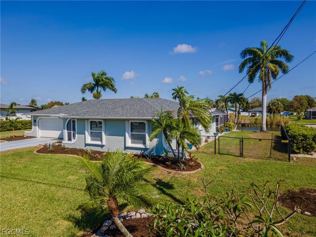 2213 NE 4th Street, Cape Coral, FL 33909 photo 3