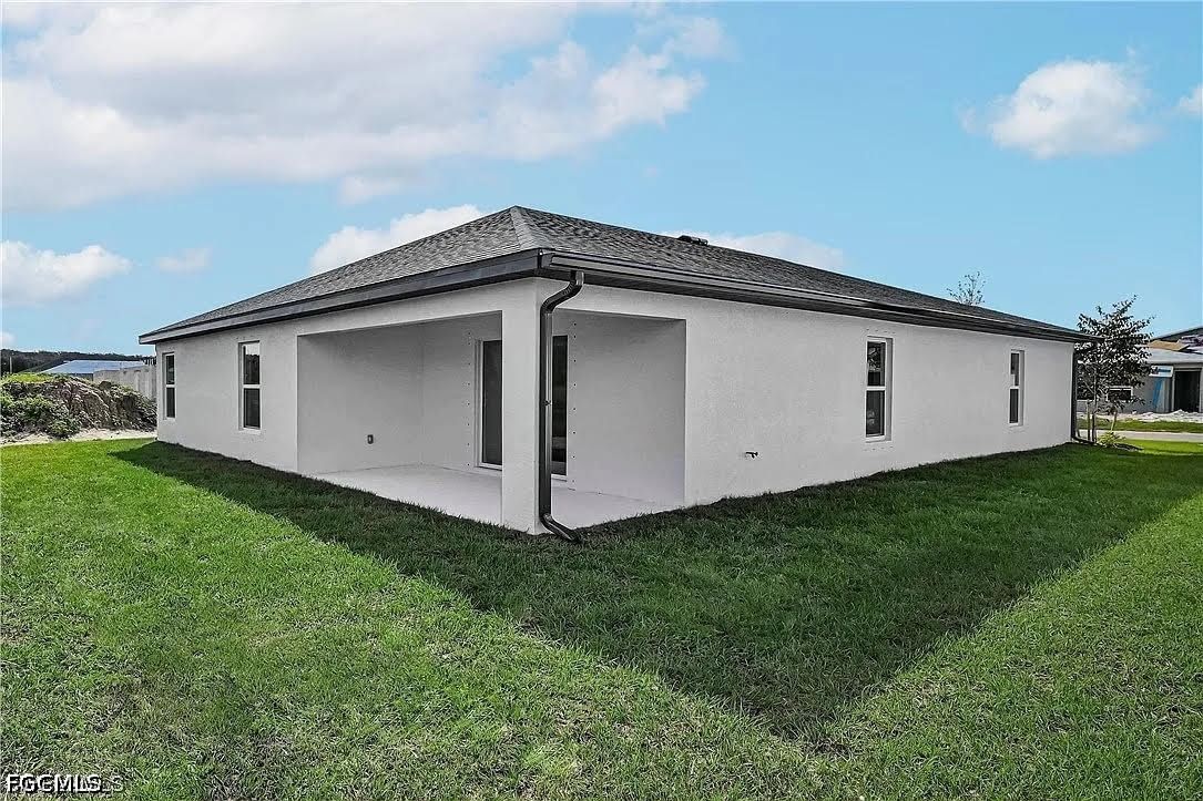 852 Franklin Court, Immokalee, FL 34142 photo 2