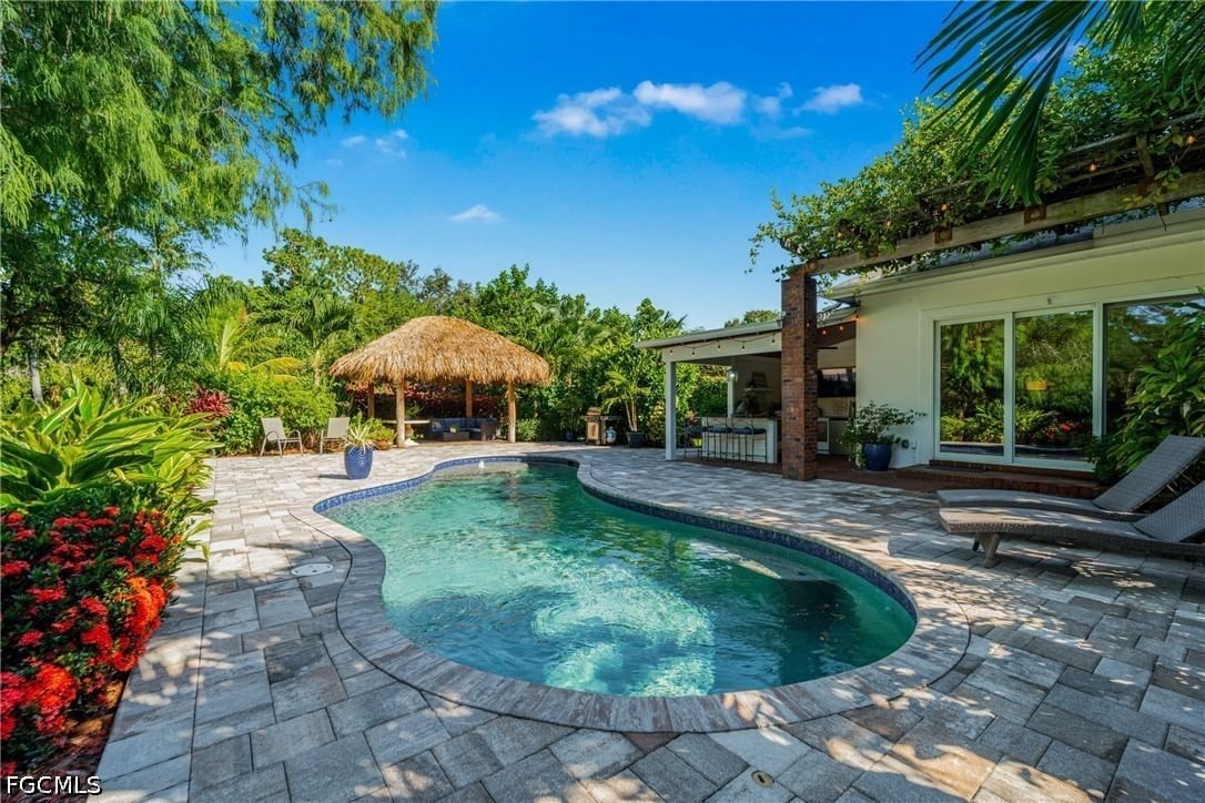 13672 Pine Villa Lane, Fort Myers, FL 33912 photo 4