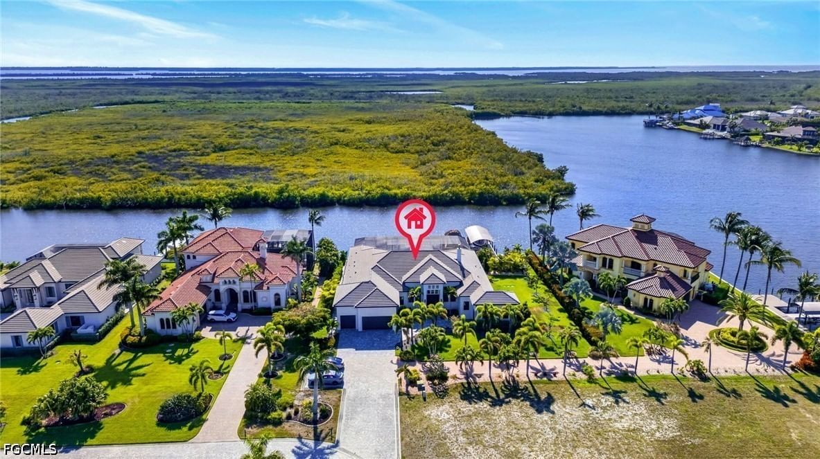 872 W Cape Estates Circle, Cape Coral, FL 33993 photo 2