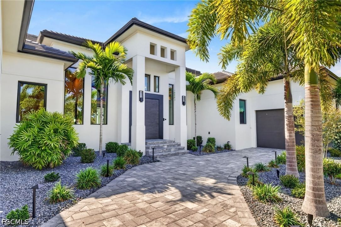 872 W Cape Estates Circle, Cape Coral, FL 33993 photo 3