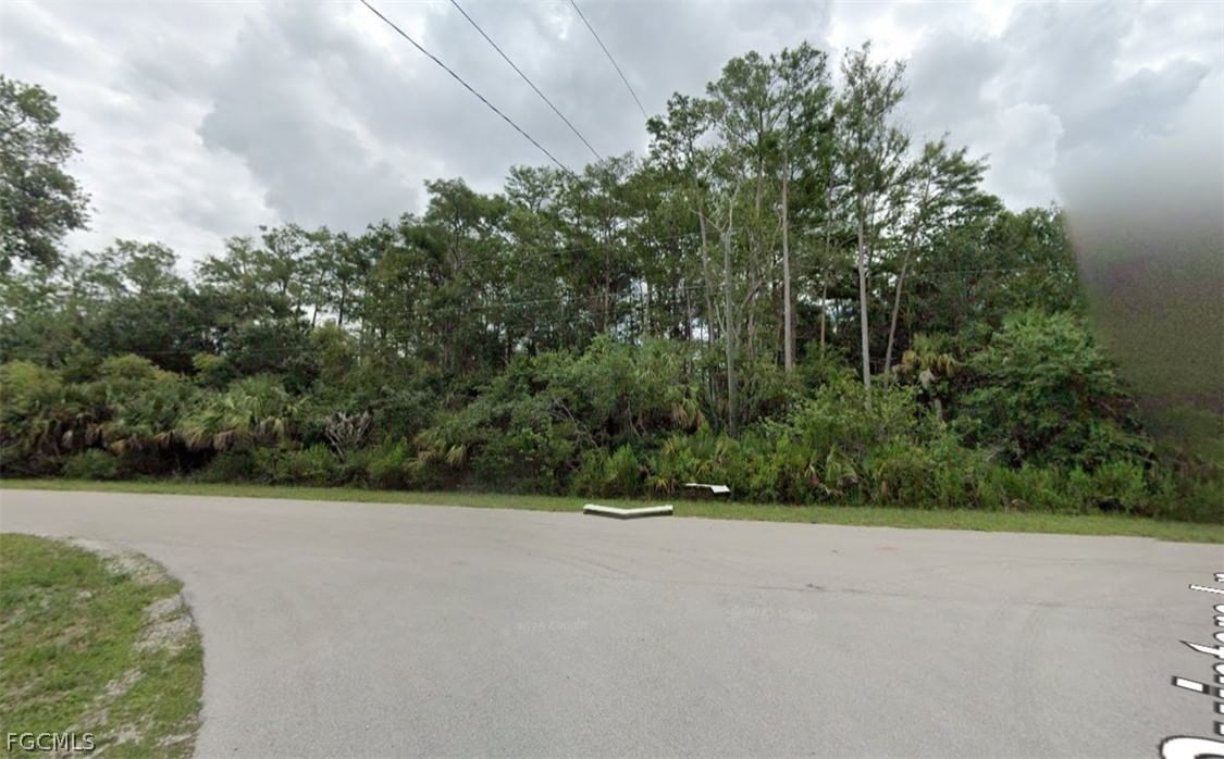 1964 Quintero Lane, Lehigh Acres, FL 33972 photo 2