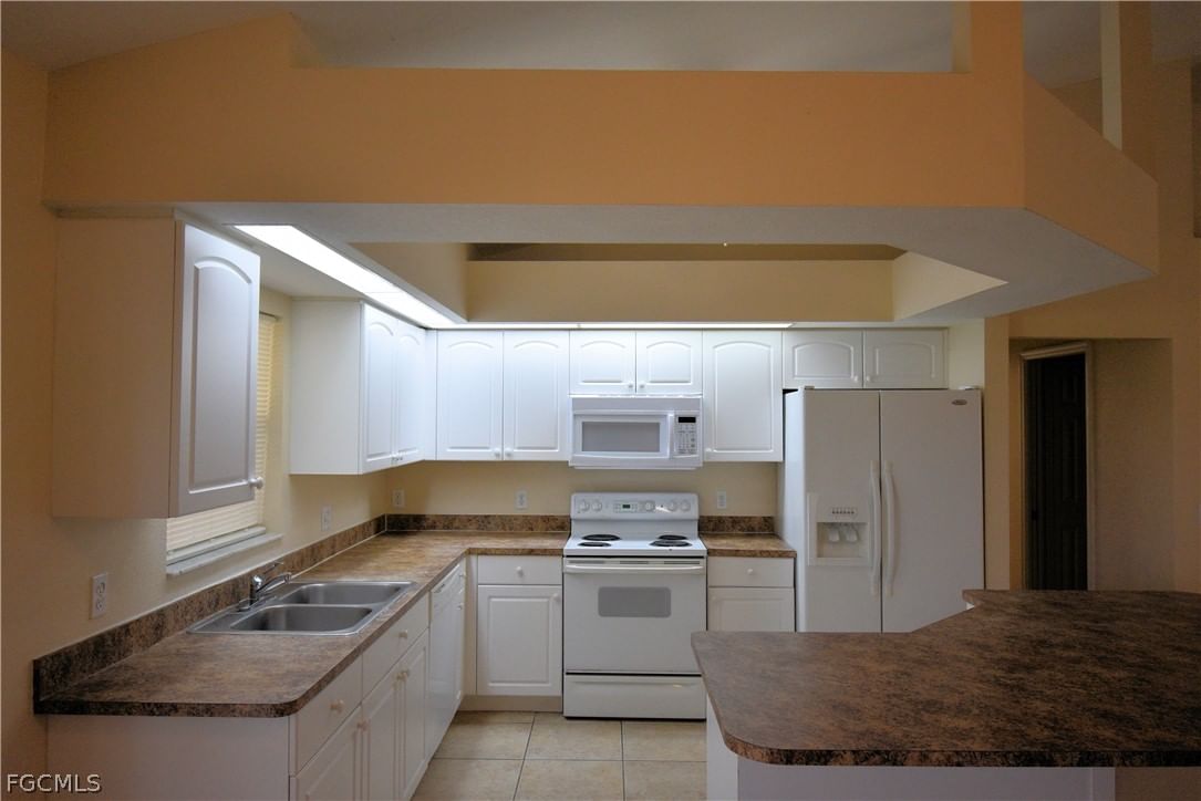1724 SW 15th Terrace, Cape Coral, FL 33991 photo 5
