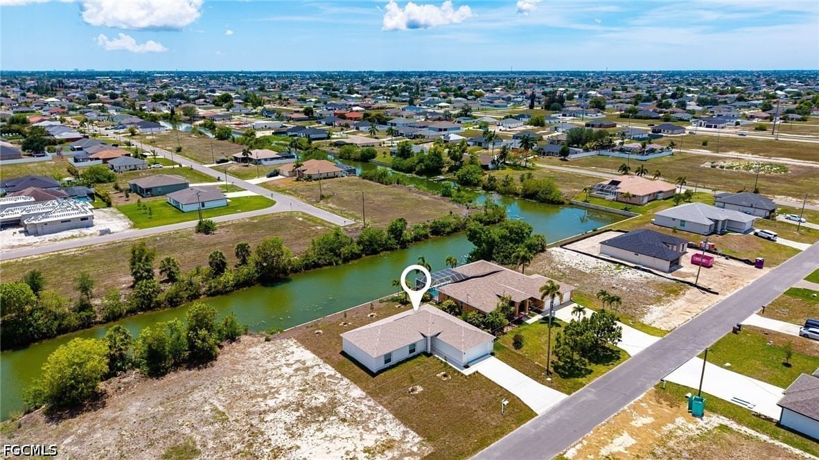 124 NE 15th Terrace, Cape Coral, FL 33909 photo 3