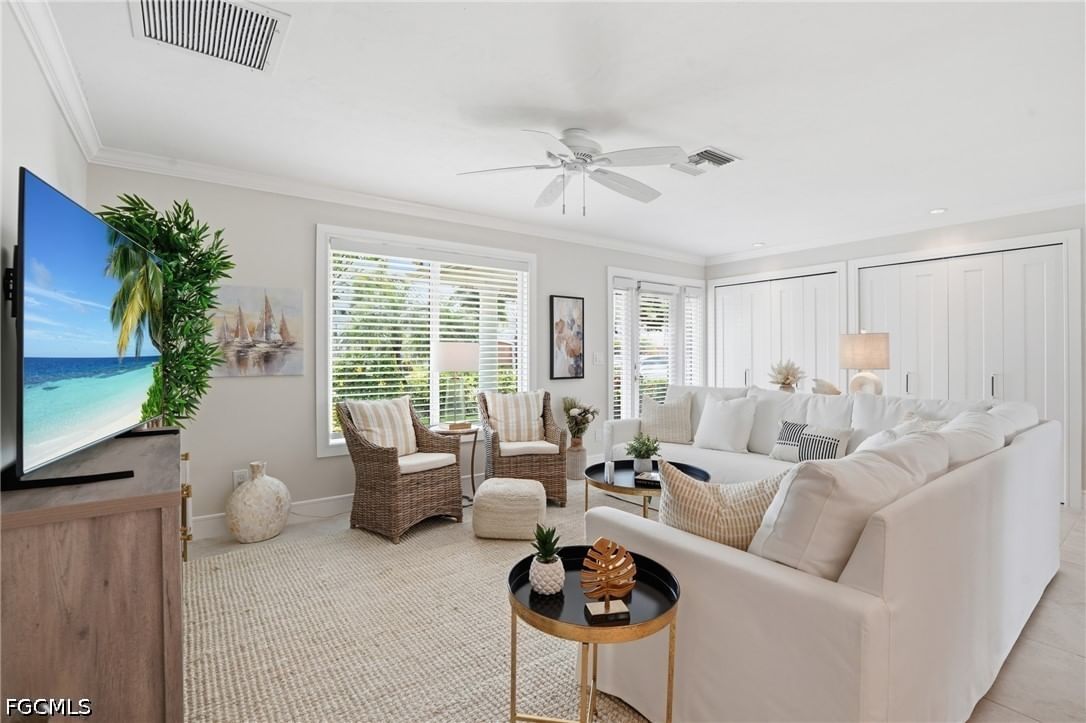 20 Bayview Boulevard, Fort Myers Beach, FL 33931 photo 2