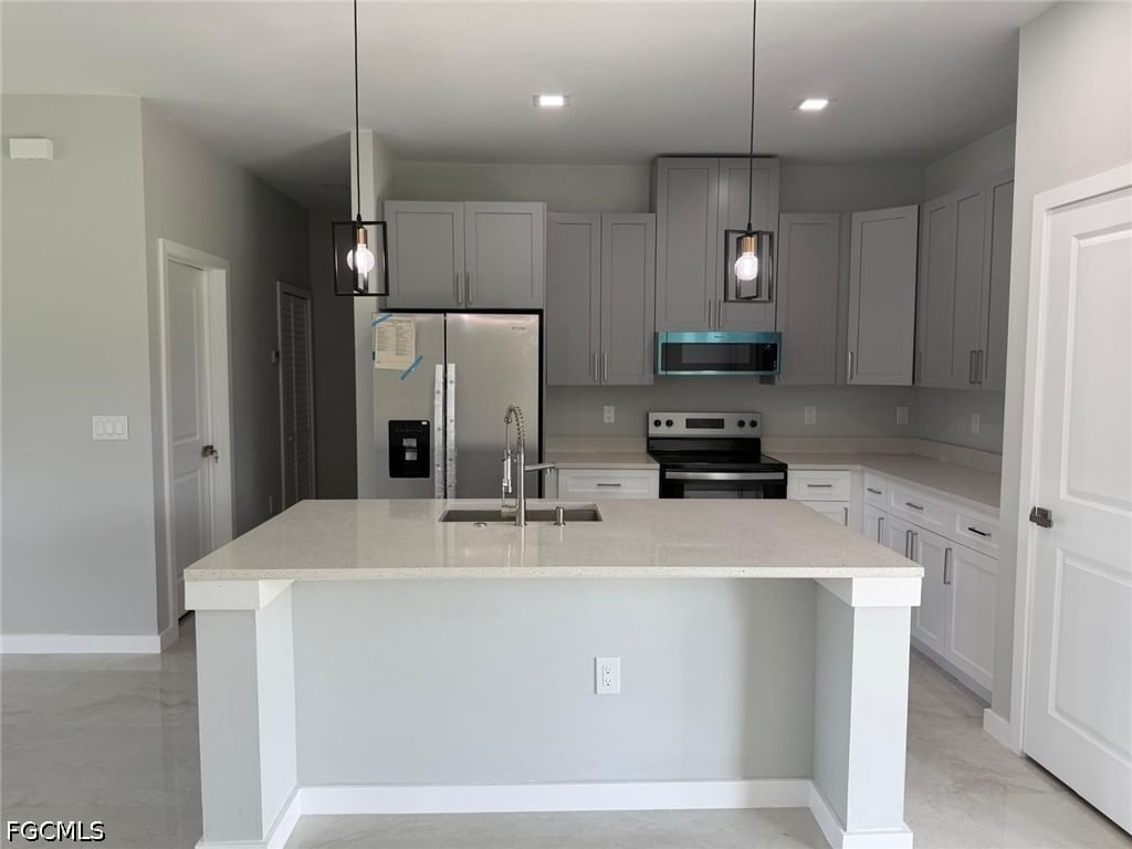 484 Westdale Avenue, Lehigh Acres, FL 33972 photo 5