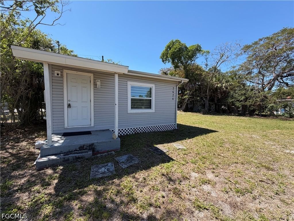 2426 Stella Street, Fort Myers, FL 33901 photo 2