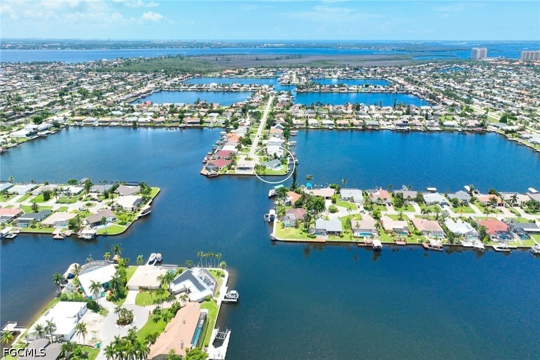 5004 SW 5th Place, Cape Coral, FL 33914 photo 5
