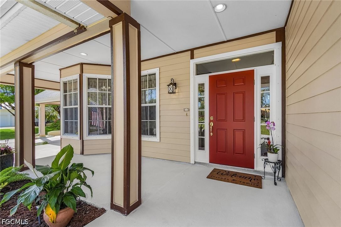 8930 Penzance Boulevard, Fort Myers, FL 33912 photo 5
