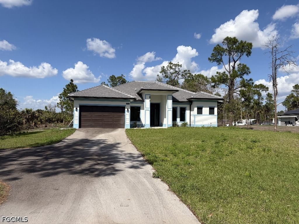 3943 16th Avenue NE, Naples, FL 34120 photo 2